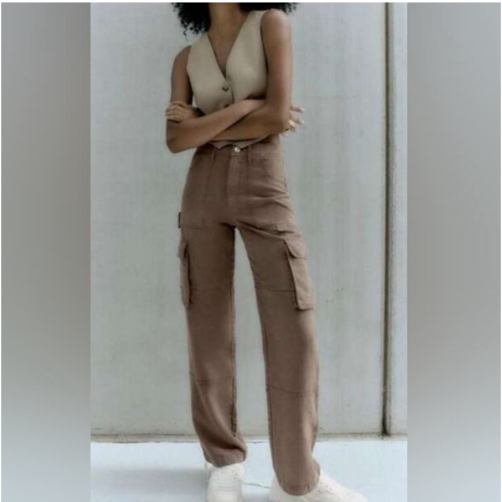 Zara high waisted cargo pants mocha brown WORN ONCE/DRY CLEANED (US6)